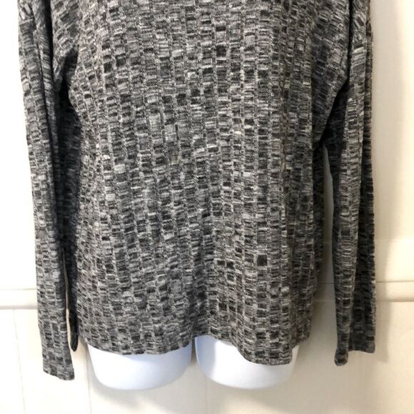 Women’s Banana Republic Turtleneck Long Sleeve Pullover Shirt  Size Small - Picture 3 of 5